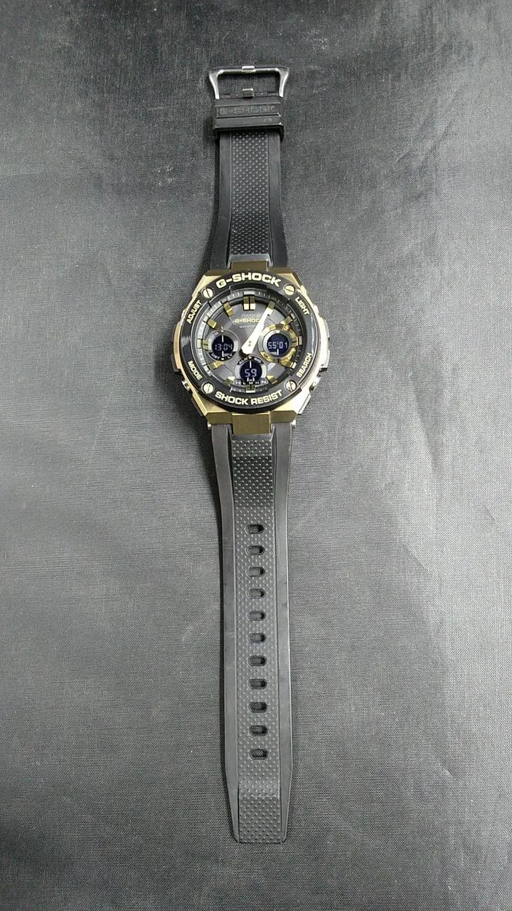 Montre-bracelet CASIO (solaire) G-SHOCK GST-S100G
