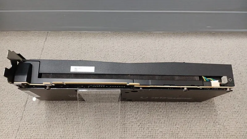 Carte graphique ZOTAC : ZT-T20710F-10P
