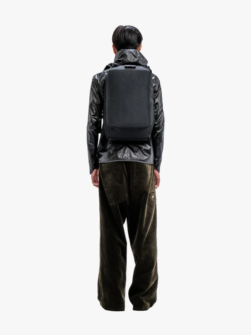 Saru EcoYarn Black