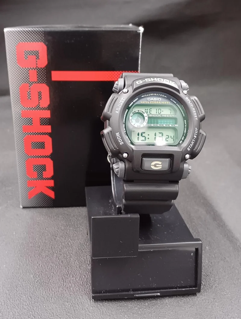CASIO G-SHOCK DW-9052