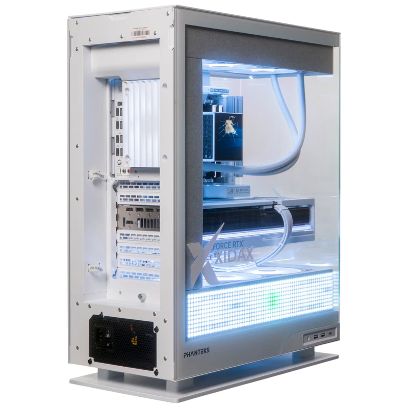 X3D2 MATRIX LIMITED EDITION - RTX 5090 + Ryzen 9 9950X3D