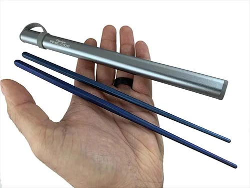 Blue Robusto Titanium Chopsticks Kit