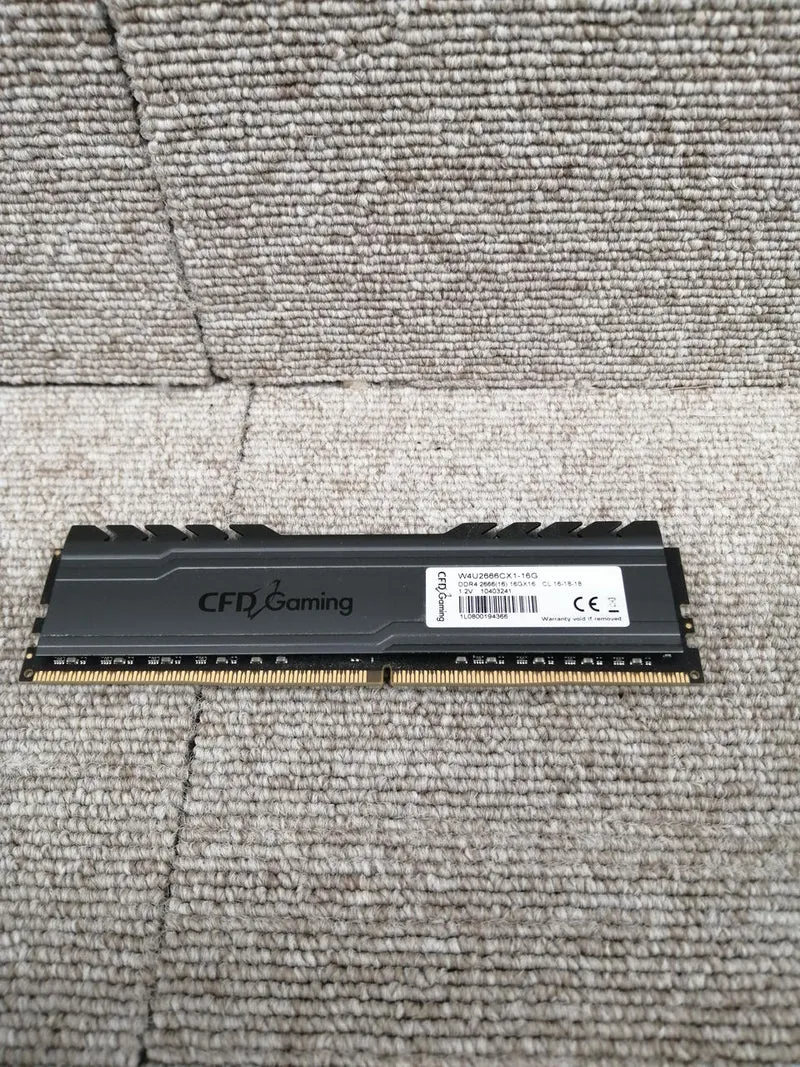CFD Sales CFD Sales / DDR4 Memory W4U2666CX1-16G