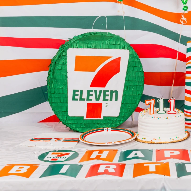 7-Eleven® Piñata