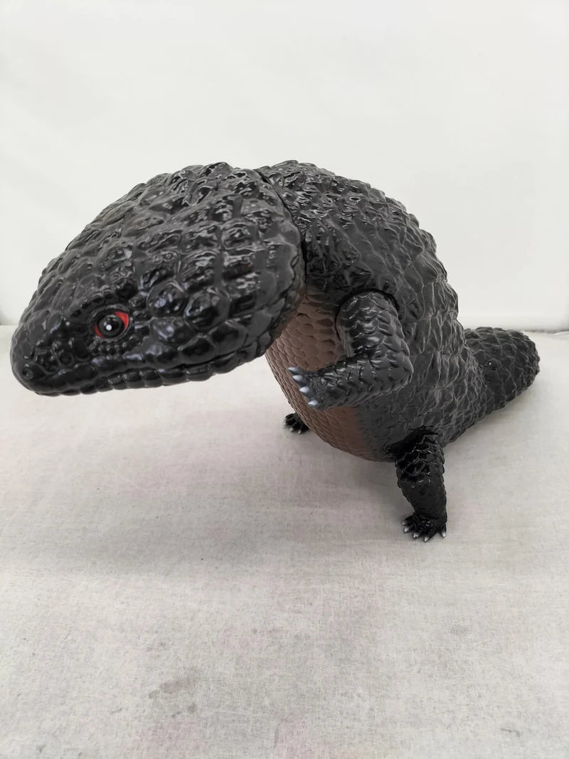 Other Brands Soft Vinyl Pine Cassow Lizard