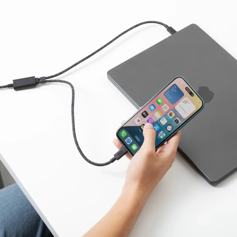 Belt Cable 2-in-1 USB-C to USB-C & USB-C Cable (140W)