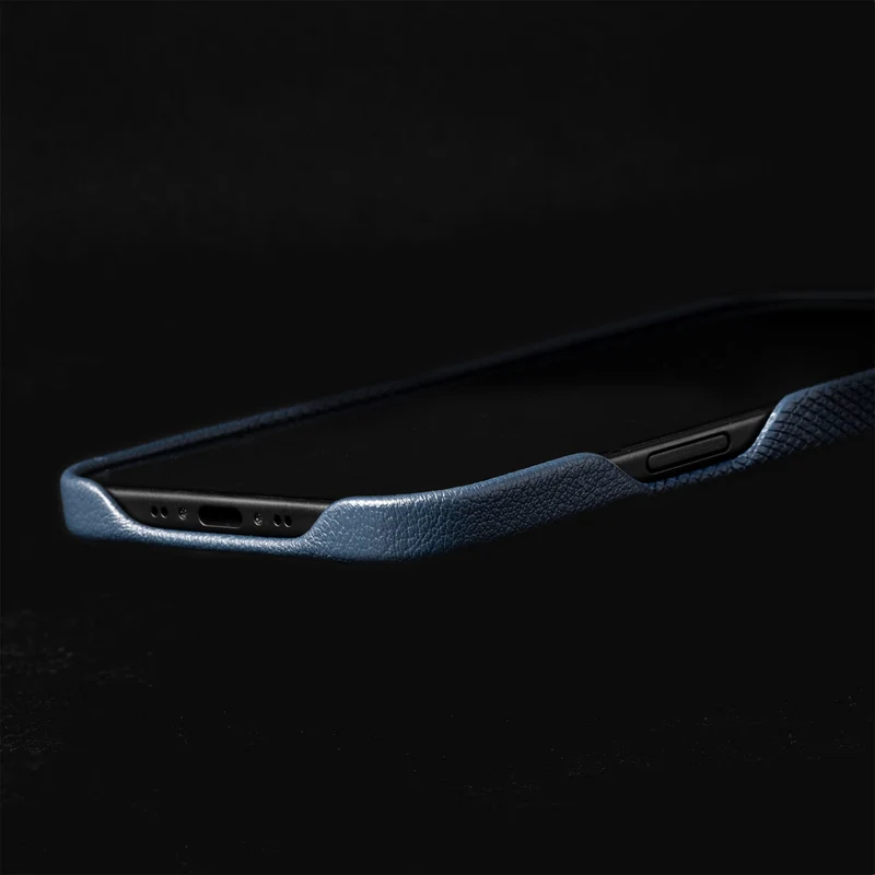 (Re)Classic Case for iPhone 17