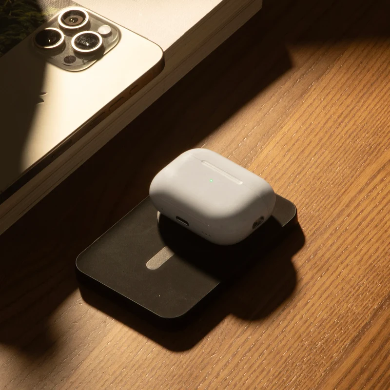 (Re)Classic Power Bank 5000mAh - Qi2