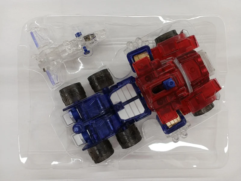 TAKARA Robot Soft Vinyl Figure Crystal Convoy TV Magazine Limited