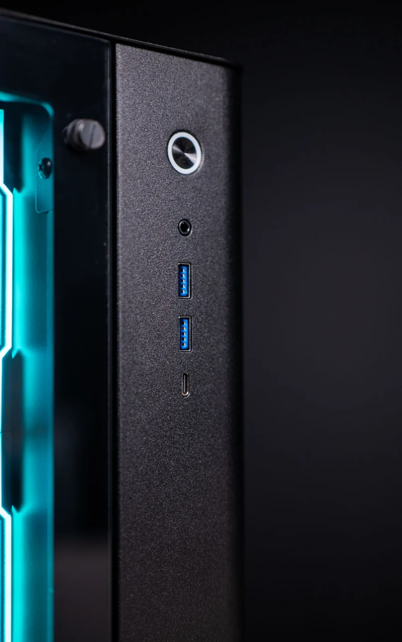 ONAMI CASE BLACK