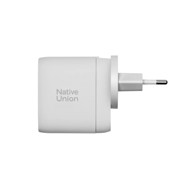 International Fast GaN Charger PD 67W (3 ports)