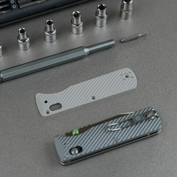 Vombat Handle Scales - Gray Norplex UltreX™ G10