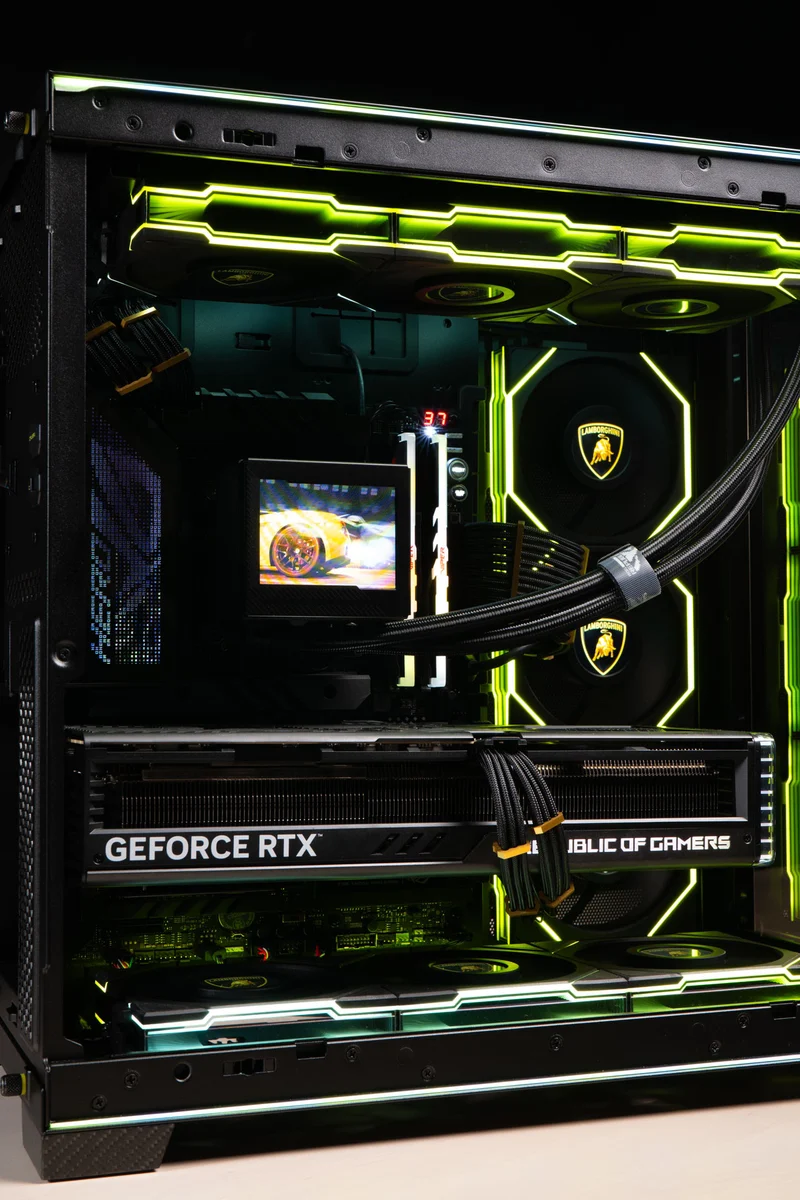 LIAN LI O11D EVO RGB LAMBORGHINI EDITION