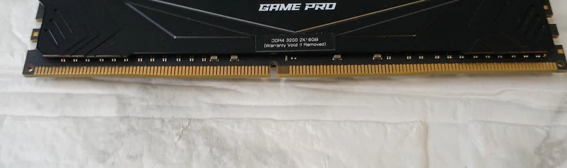 GIGASTONE Memory: DDR4 16GB×2