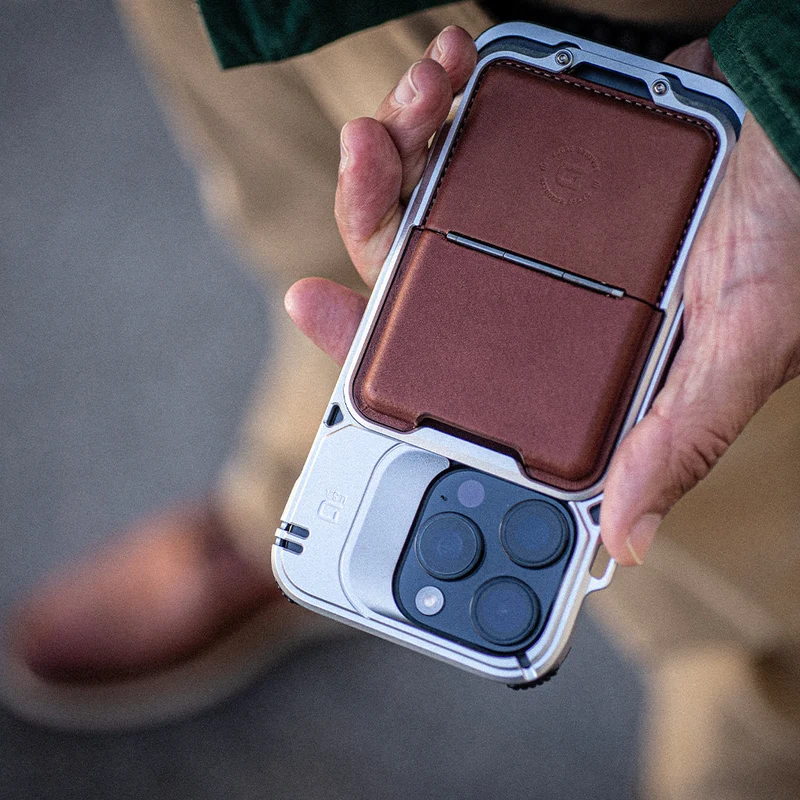 Convert Case for iPhone 16Pro/Pro Max