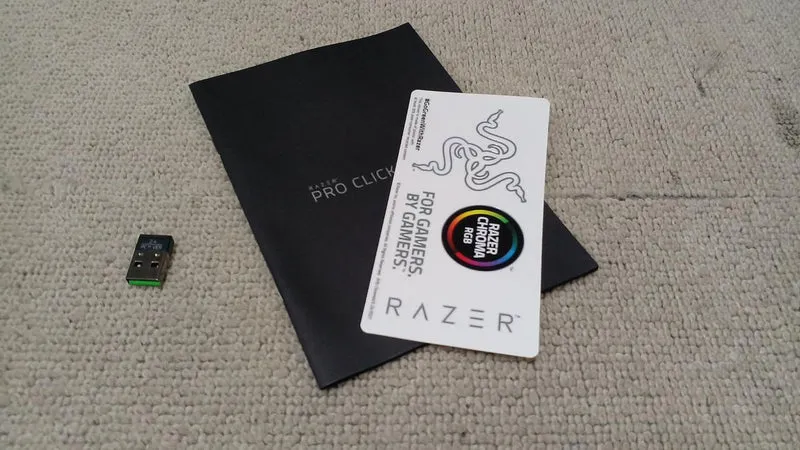 RAZER Wireless Mouse PRO CLICK V2 (RZ01-05250100-R3A)