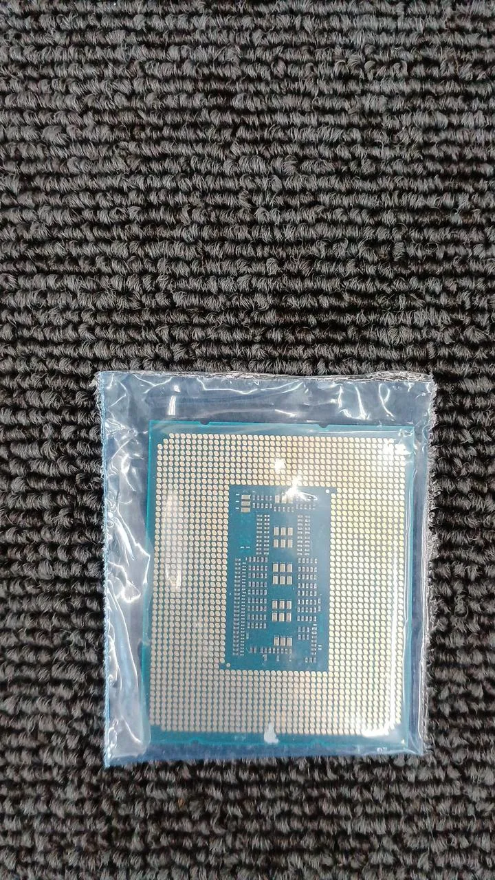 Intel Core i7-14700 CPU