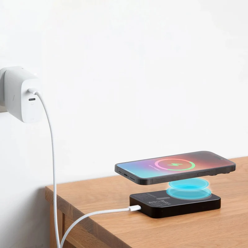 (Re)Classic Magnetic Power Bank 10000mAh - Qi2
