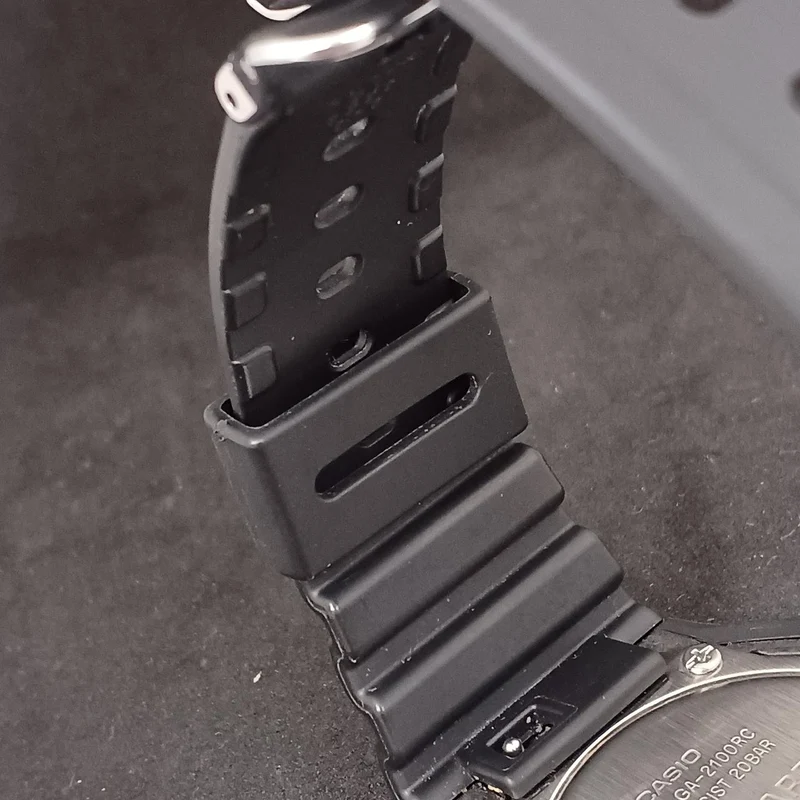 CASIO G-SHOCK GA-2100RC