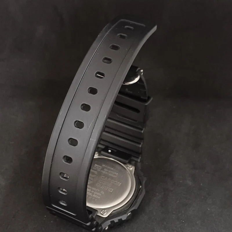 CASIO G-SHOCK GA-2100RC