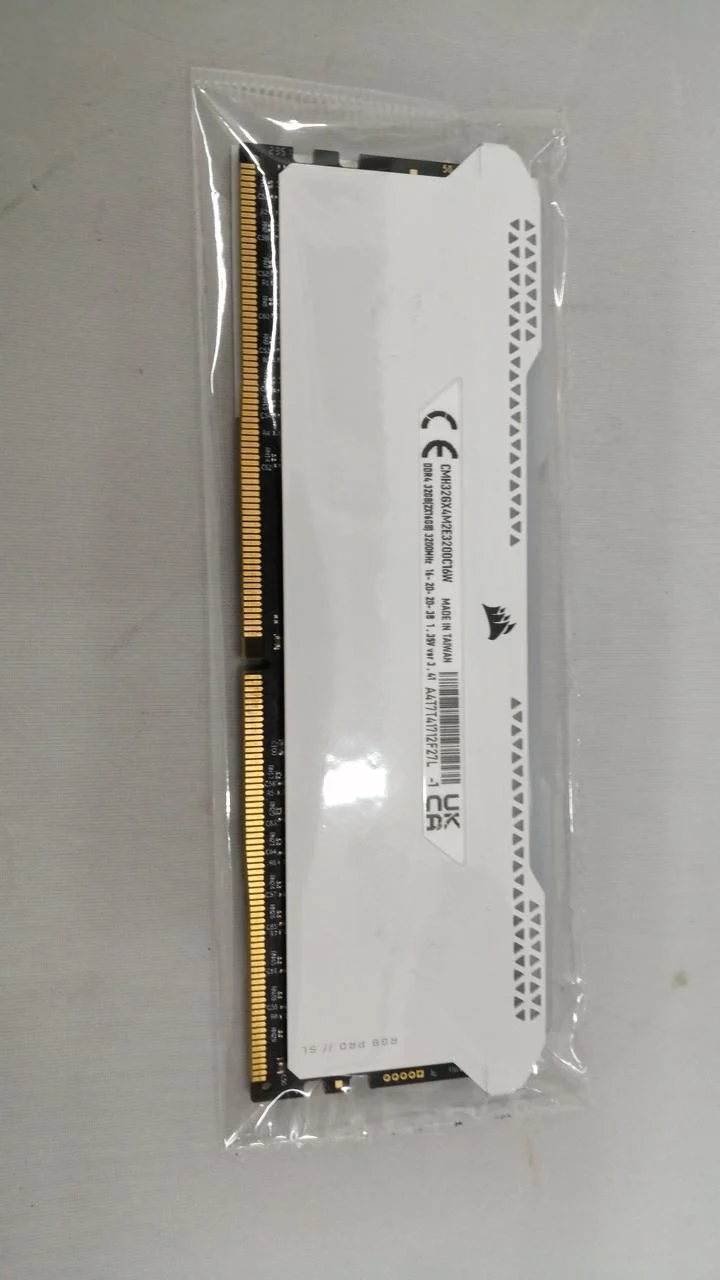 CORSAIR DDR4 CMH32GX4M2E3200C16W (1 piece)
