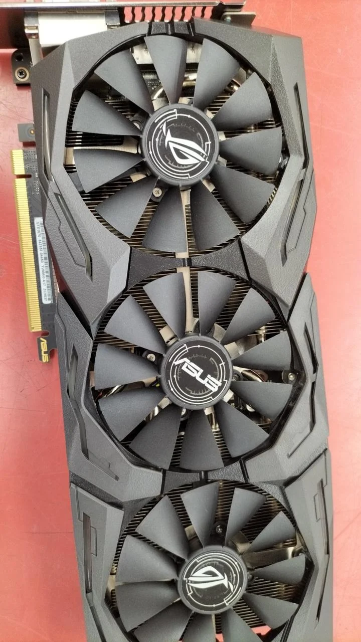 ASUS Graphics Board: STRIX GEFORCE GTX 1070-08G