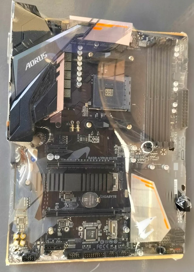 GIGABYTE Motherboard B450 AORUS ELITE