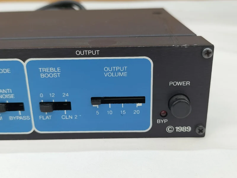 SR&D Effects pedal: ROCKMAN MODEL100