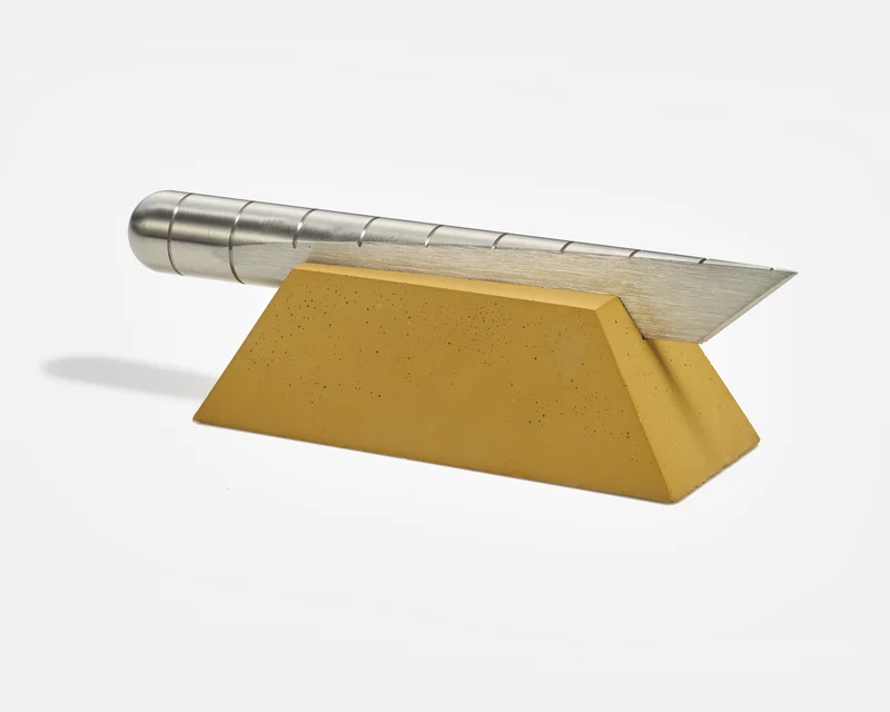 Desk Knife Plinth