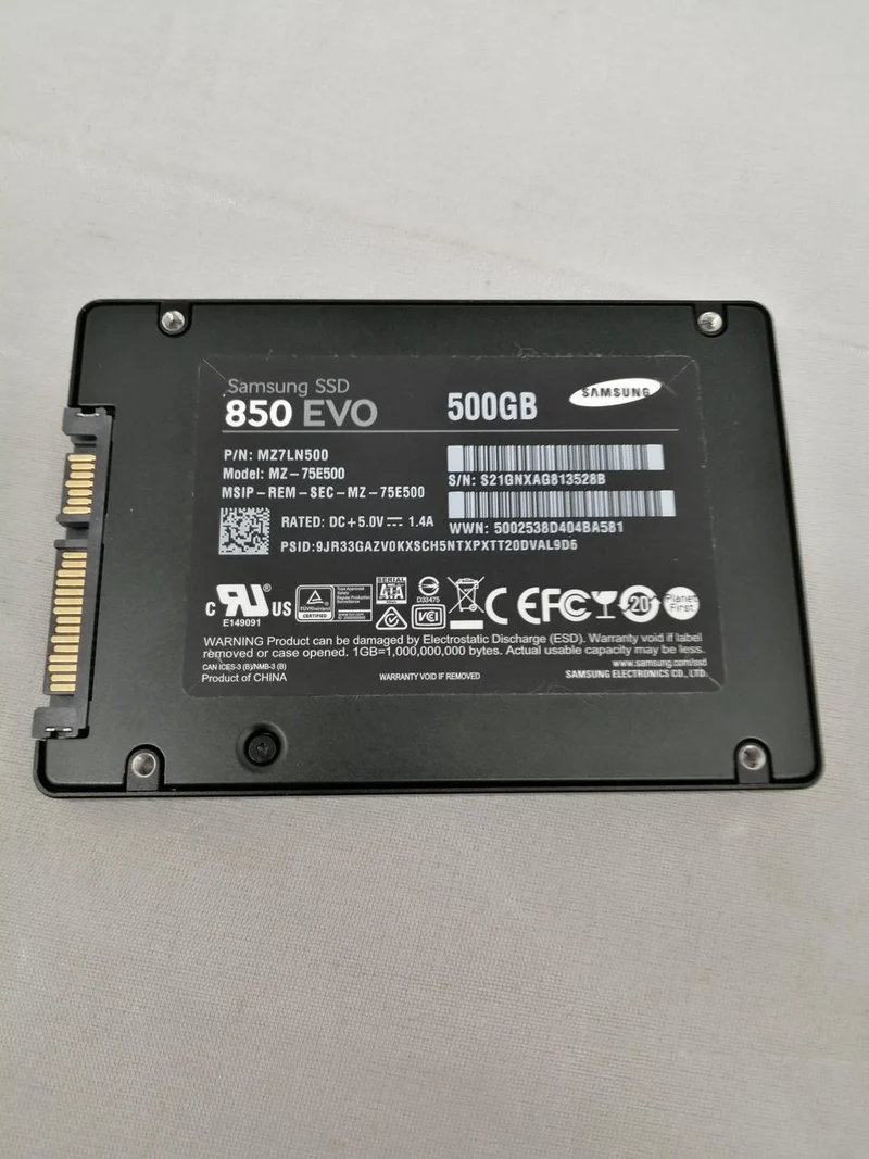 SAMSUNG SSD (500GB) MZ-75E500