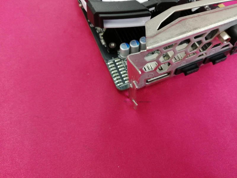 Carte graphique MSI : RADEON RX570 ARMOR 4G OC