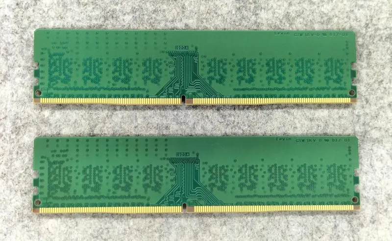 Crucial CT8G4DFS8266 8 Go x2 16 Go CT8G4DFS8266