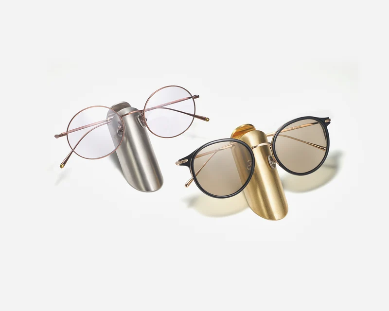 Eyewear Stand