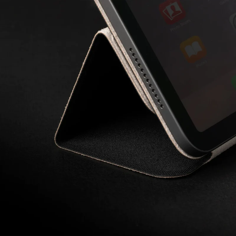 W.F.A Folio for iPad Pro / iPad Air