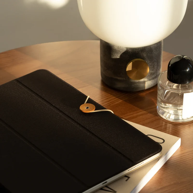 W.F.A Folio for iPad Pro / iPad Air