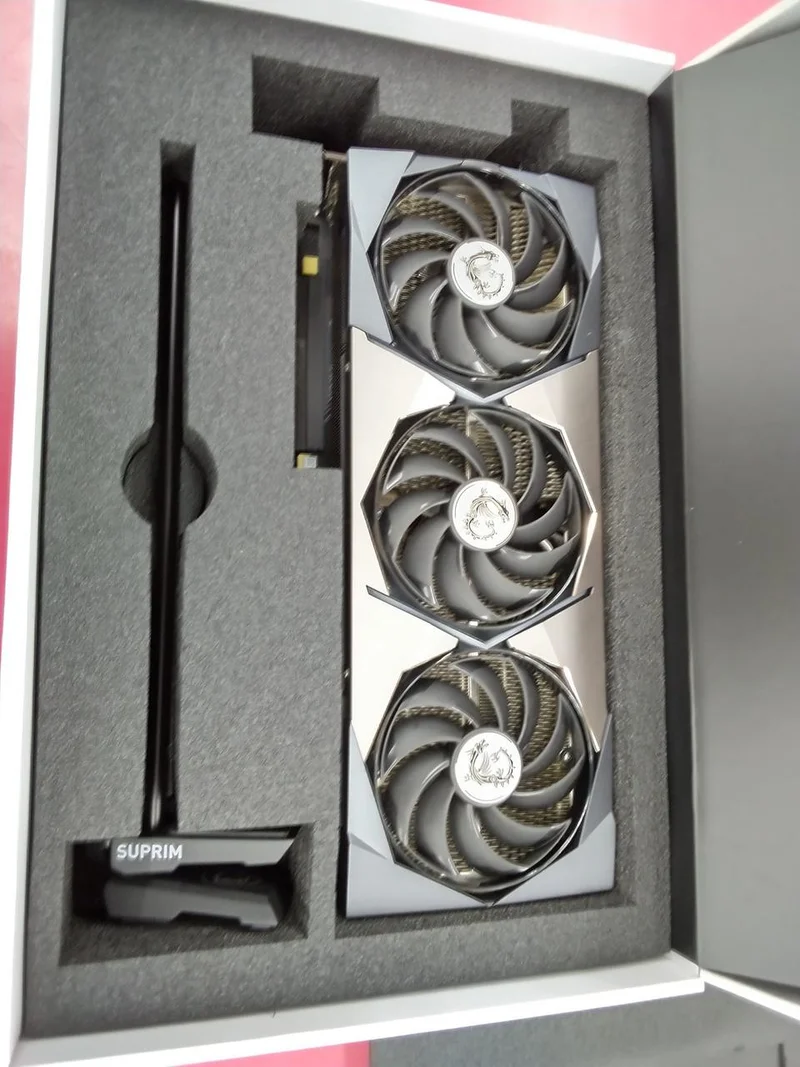 MSI Graphics Board: GEFORCE RTX 3070 TI SUPRIM X8G