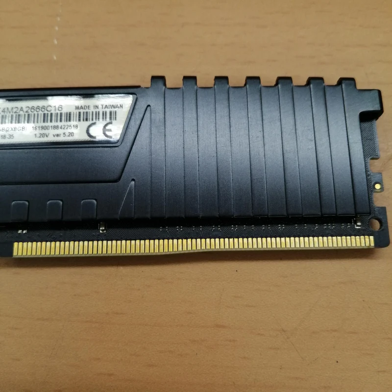 CORSAIR Memory (2 8GB sticks) CMK16GX4M2A2666C16