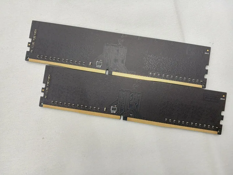 Mémoire PANRAM DDR4 16 Go W4U3200PS-8G