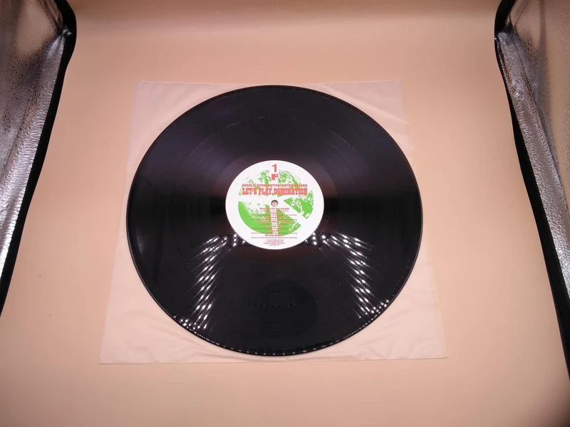 PRODUCT INC. LP Western Music LET'S PLAY DOMINATION 33 PROD