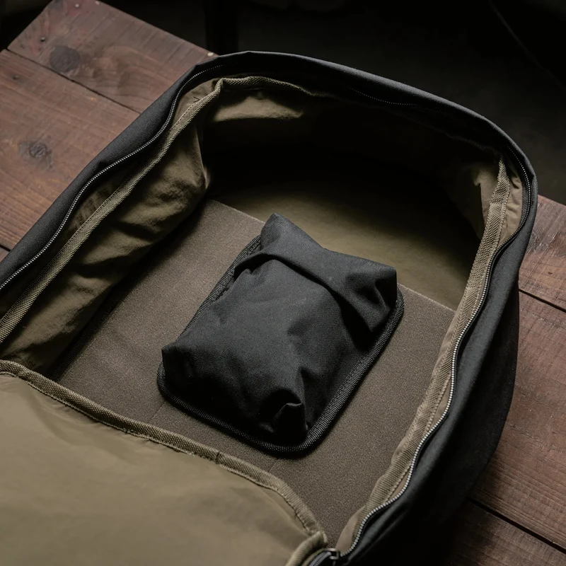 Zipperless Pocket Module