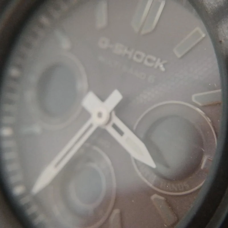 Montre radio solaire CASIO G-SHOCK AWG-M100B