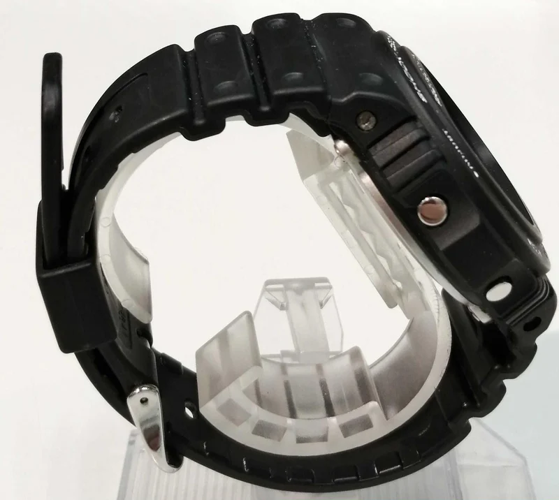 CASIO G-SHOCK Radio Solaire GWX-5700CS
