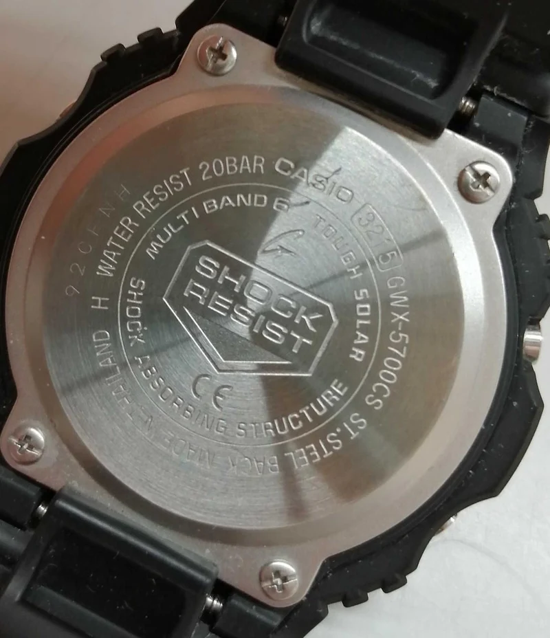CASIO G-SHOCK Radio Solaire GWX-5700CS