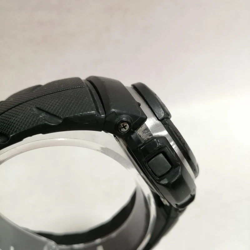 CASIO G-SHOCK [G-SPIKE] G-300 Noire, état à vérifier