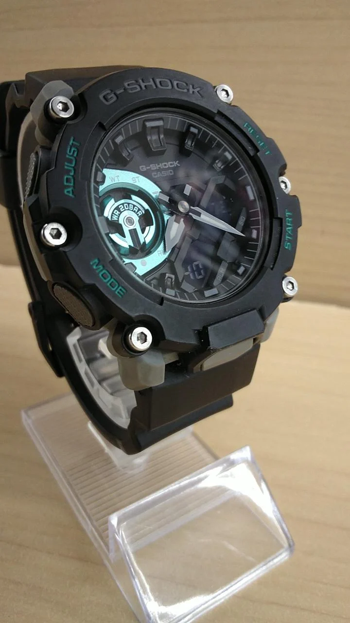 CASIO G-SHOCK GA-2200M