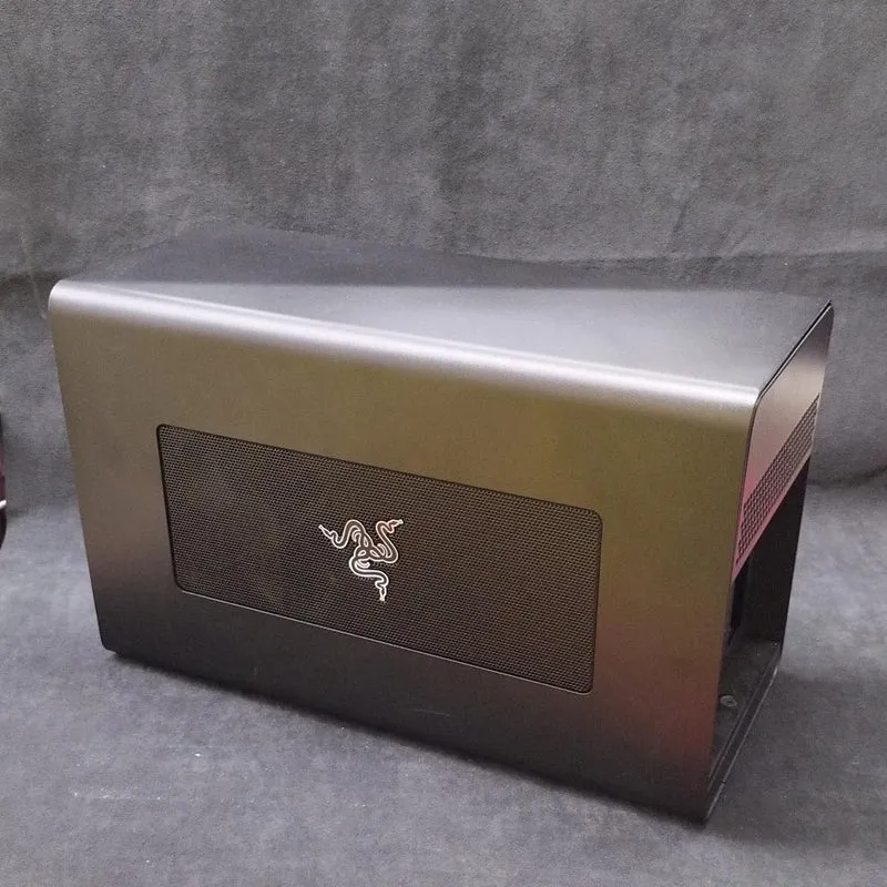 [JUNK] RAZER External GPU Box Core X Chroma RC21-0143