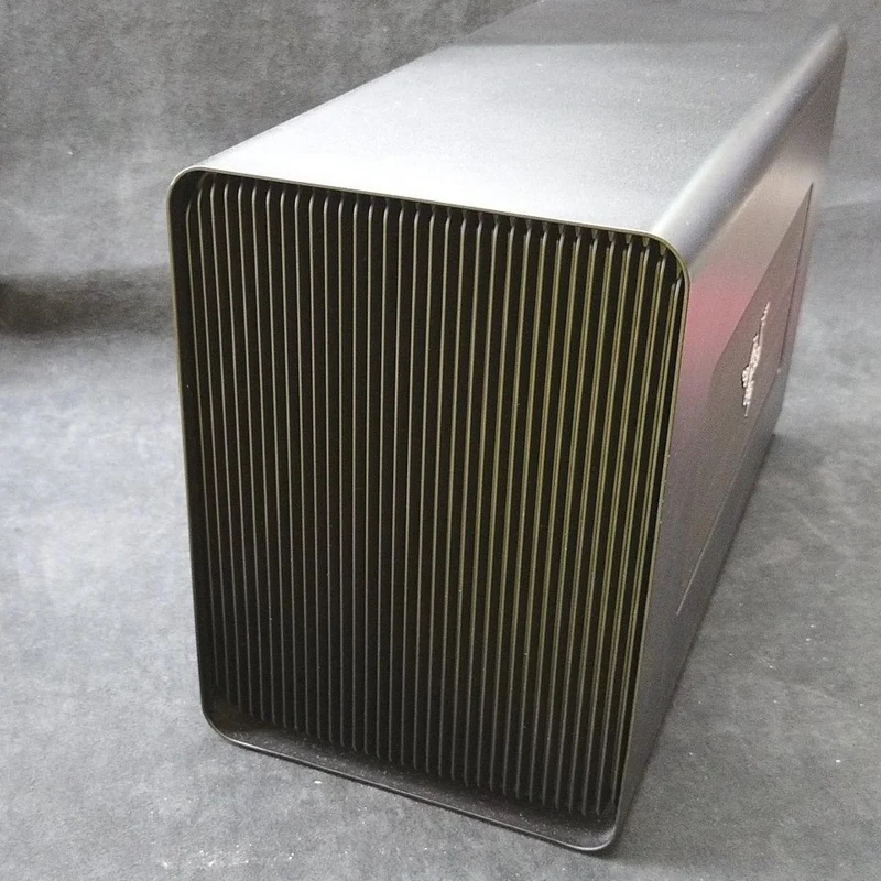 [JUNK] RAZER External GPU Box Core X Chroma RC21-0143