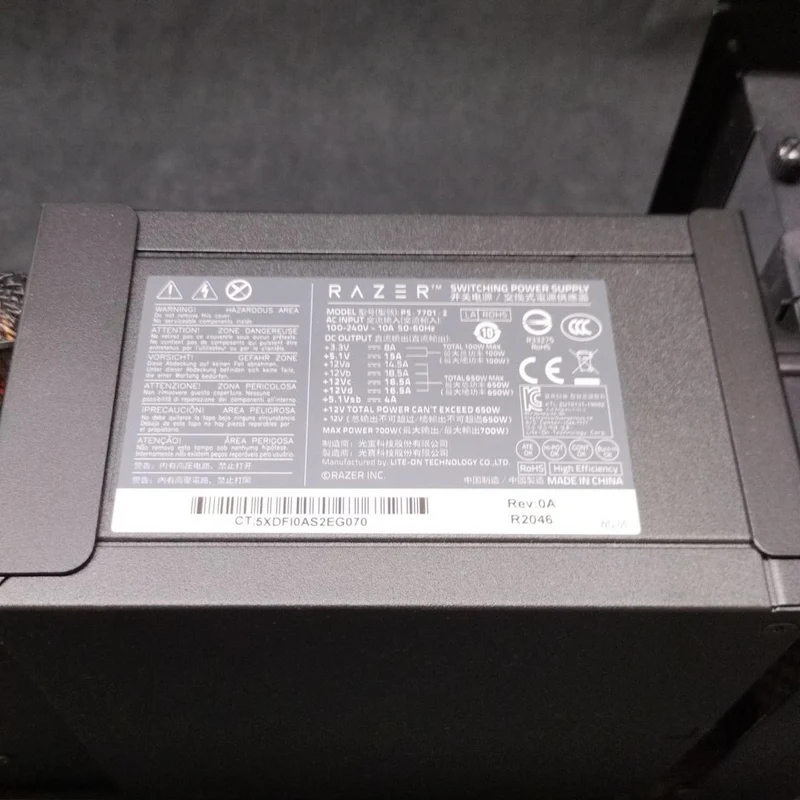 [JUNK] RAZER External GPU Box Core X Chroma RC21-0143