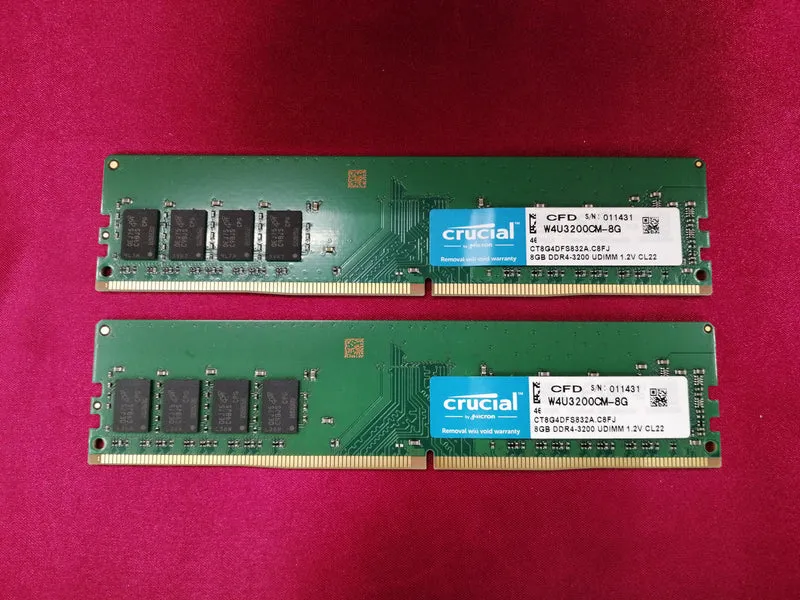 Mémoire Crucial W4U3200CM-8G
