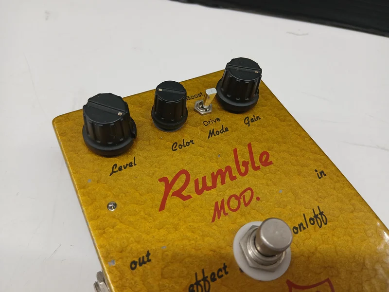 HAO Effects pedal: RUMBLE MOD